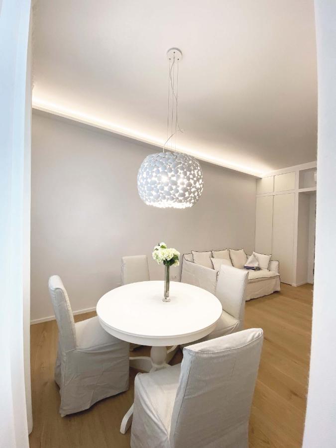 The Window On The Theatre And The Cathedral - Luxury Apartment Como Eksteriør billede