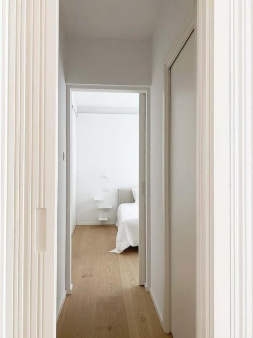 The Window On The Theatre And The Cathedral - Luxury Apartment Como Eksteriør billede